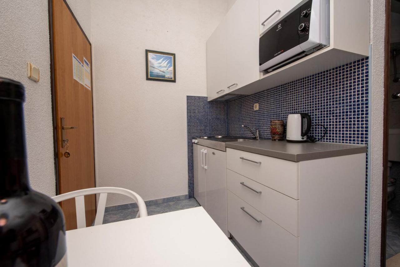 Apartments Bevanda Подстрана Екстериор снимка