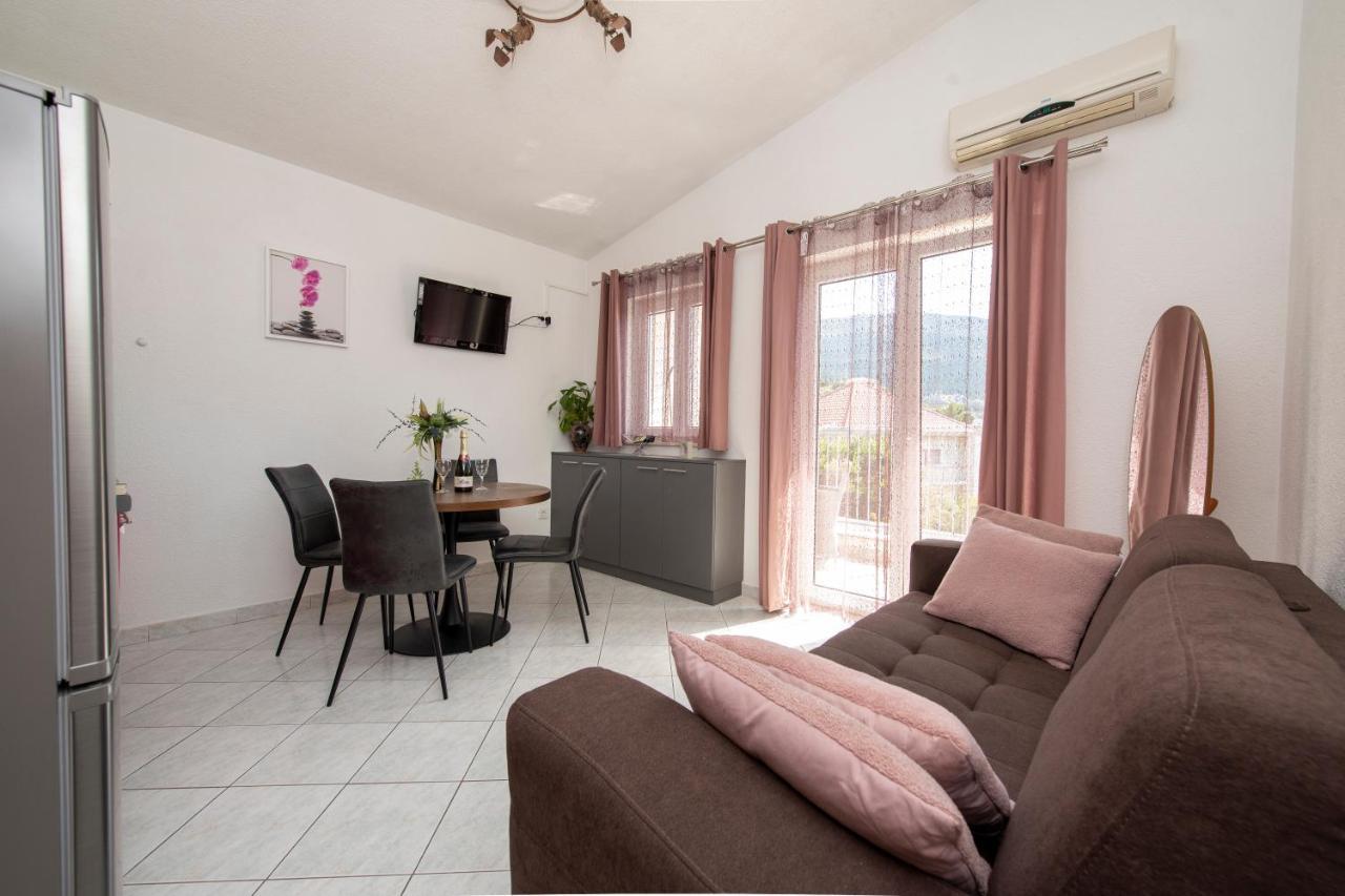 Apartments Bevanda Подстрана Екстериор снимка