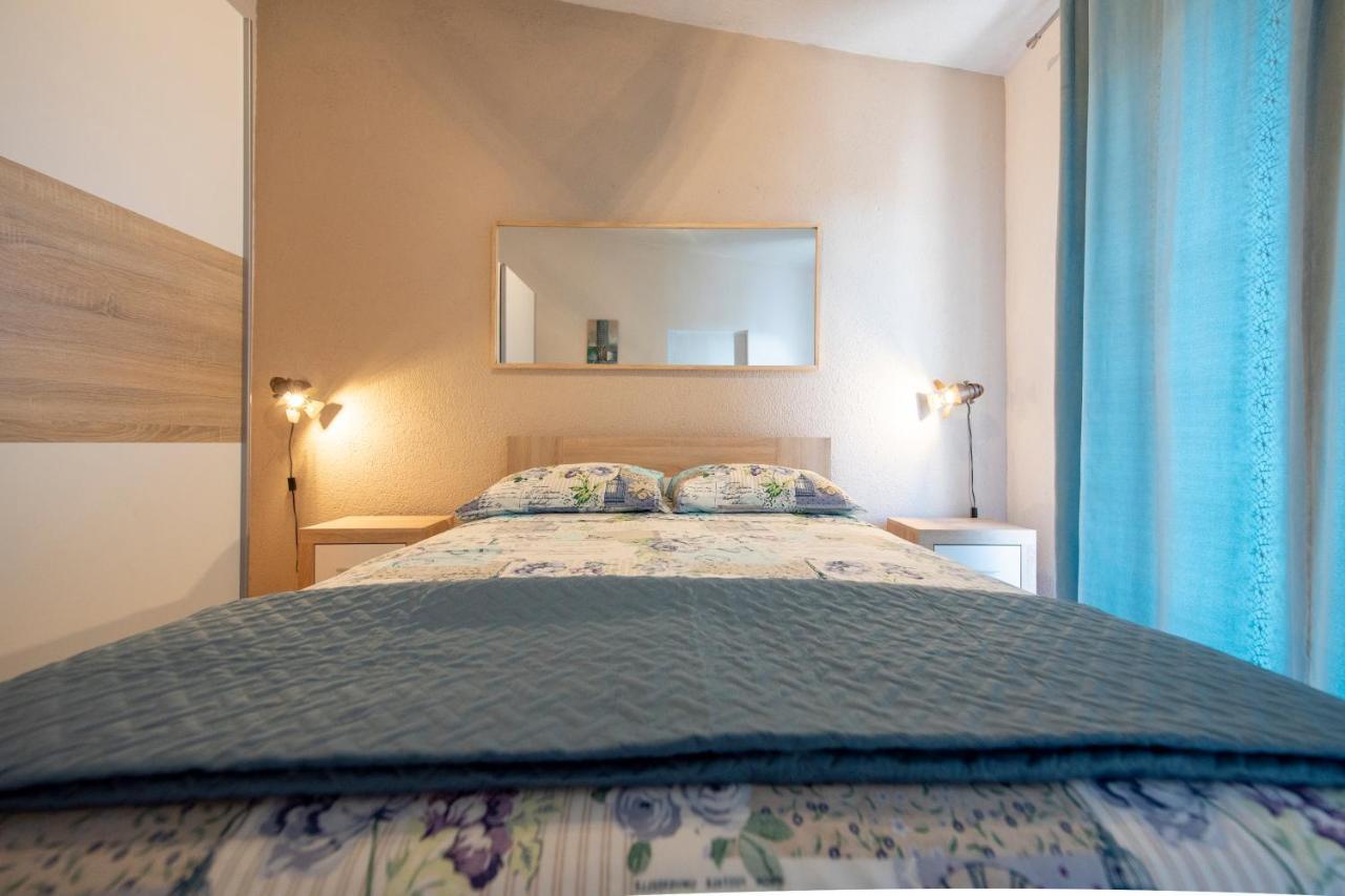 Apartments Bevanda Подстрана Екстериор снимка