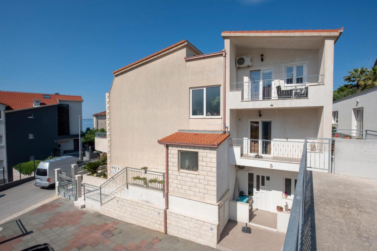 Apartments Bevanda Подстрана Екстериор снимка