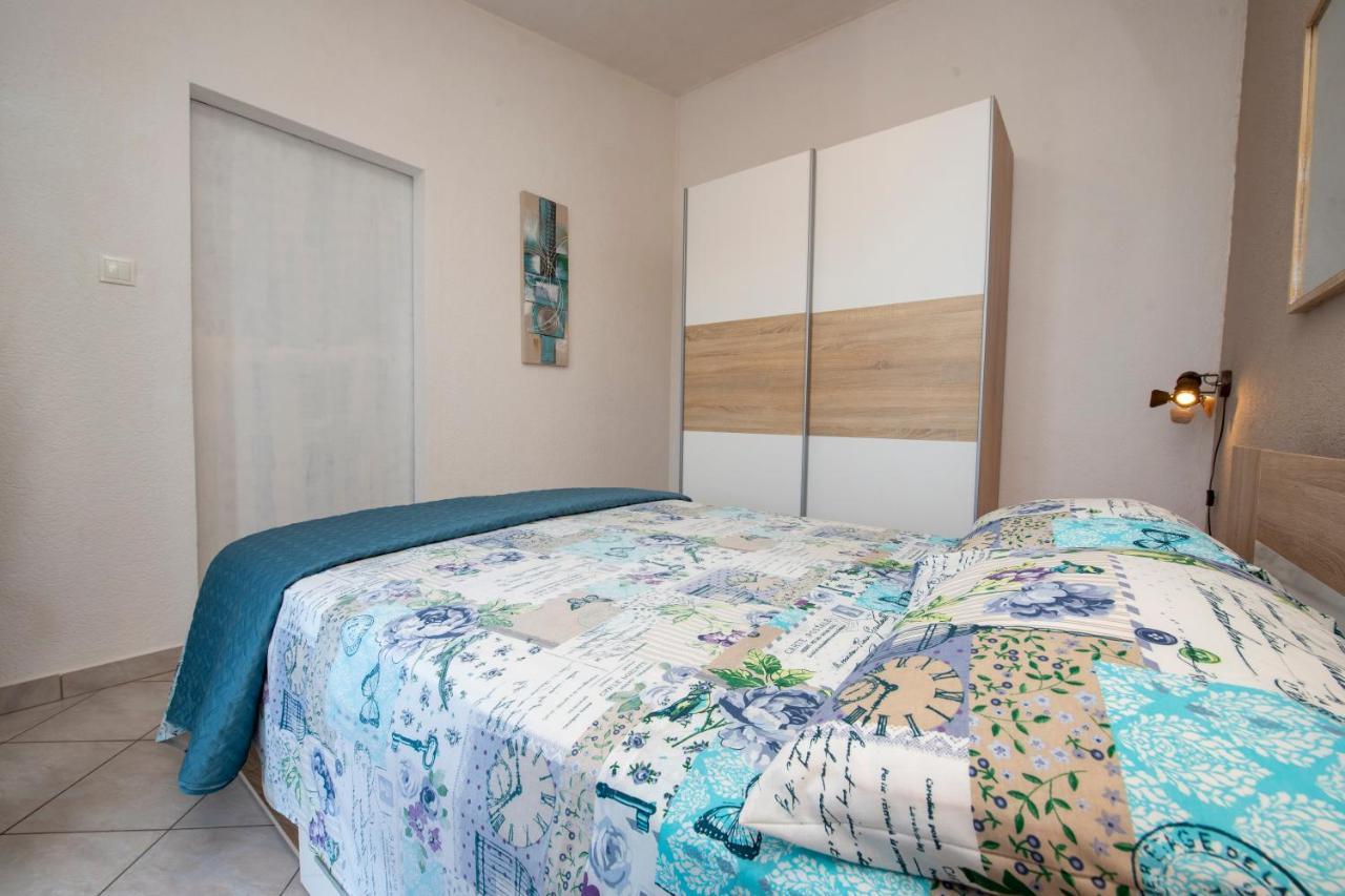 Apartments Bevanda Подстрана Екстериор снимка